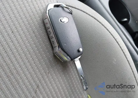 2020 Kia Forte Lxs z USA, uszkodzony, nr VIN 3KPF24AD7LE183776